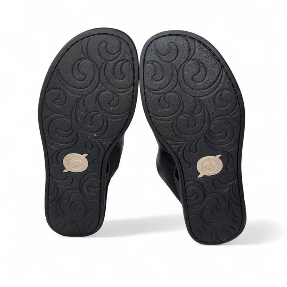 Born Iwa Black Textured Leather Back Zip Sandals Womens Size 7M